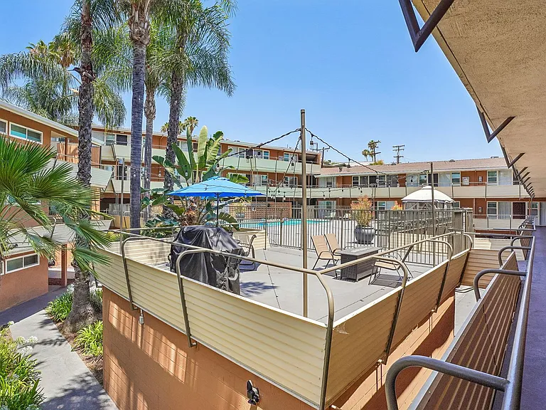 Terraces at South Pasadena Apartments — Photo 139