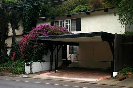 1815 N Beverly Glen Blvd Photo 1