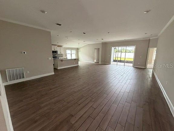 2nd image of 34 GYPSUM PLACE