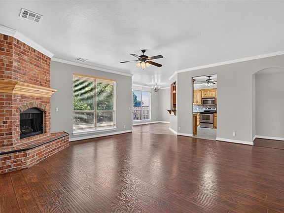 5th image of 346 Pacific Crest Trl