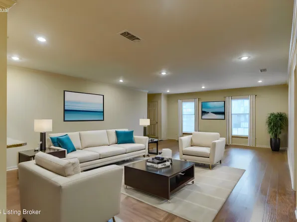 316 Stonehenge Dr APT 103, Saint Matthews, KY 40207