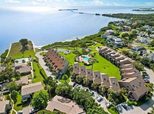 332 Windrush Loop, Tarpon Springs, FL 34689