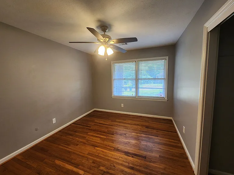 7527 Melinda Dr — Photo 21