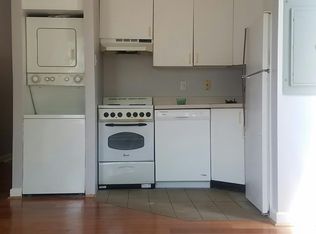 154 N 21st St #2R, Philadelphia, PA 19103