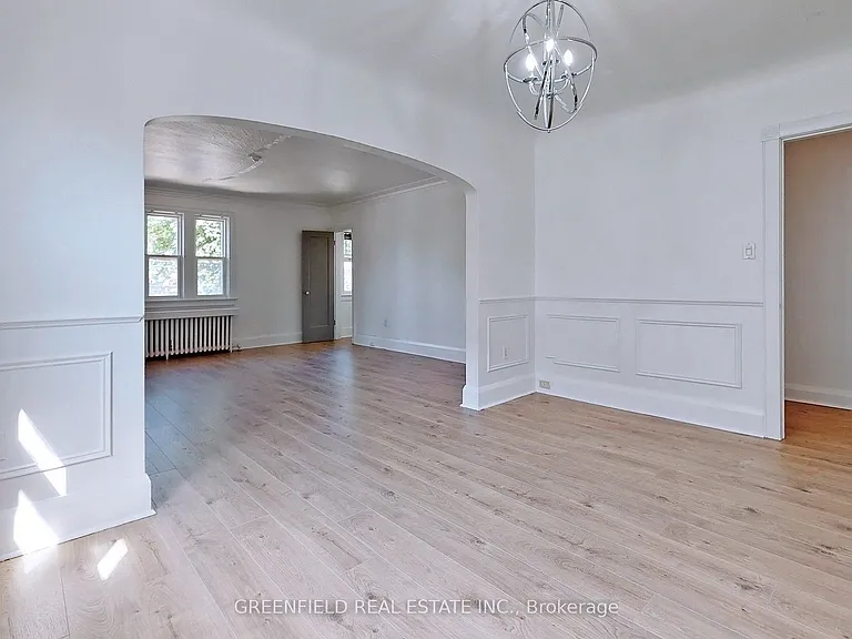 1747 Bayview Ave #UPPER — Photo 11