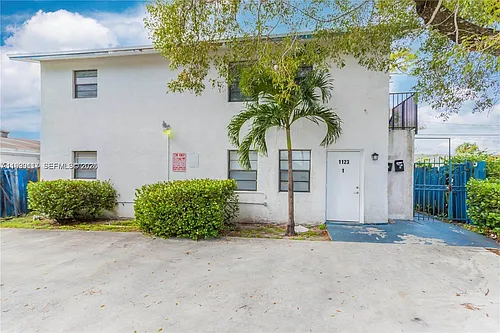 1123 NW 27th Ave #1 Photo 1