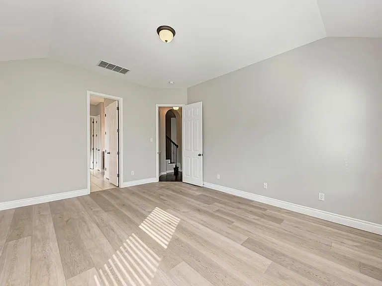 6805 Barstow Ct — Photo 19