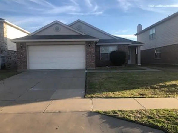 7008 Sylvan Meadows Dr, Fort Worth, TX 76120