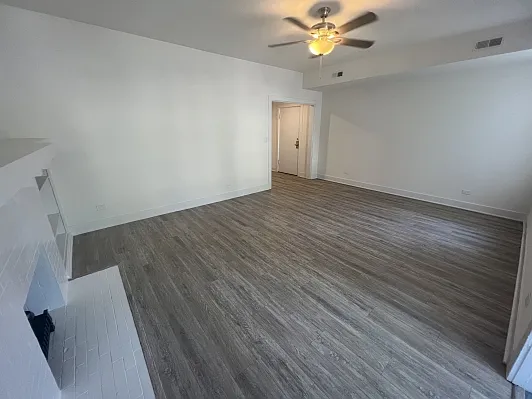 1055 W Columbia Ave #1 — Photo 2