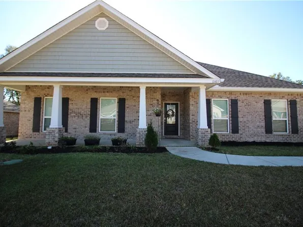 11403 Oak Alley Dr S, Grand Bay, AL 36541