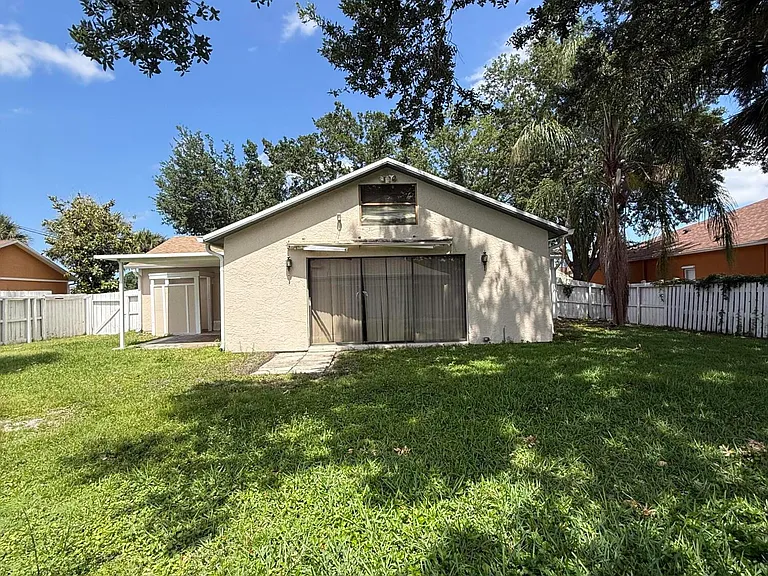 1626 SW Buffum Ln — Photo 23