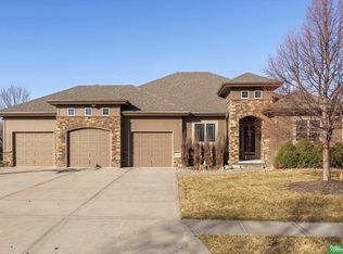 5514 N 154th St, Omaha, NE 68116