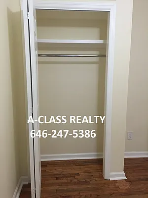 Rented by A Class Realty Long Island City LLC | media 25