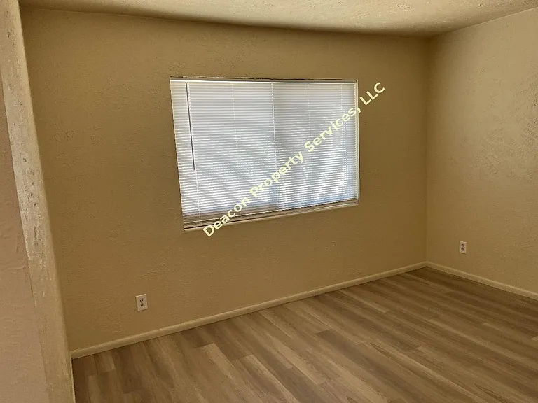 Modern & Spacious 1 Bedroom Apts - Quality SE Community — Photo 17