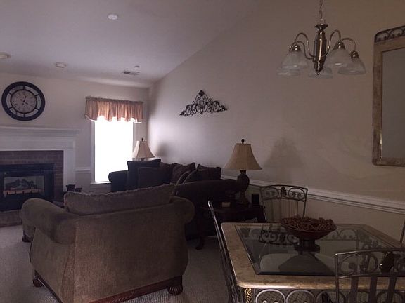 3rd image of 302 S Harding Dr