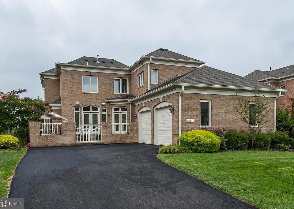 2nd image of 22970 Lois Ln