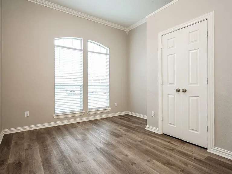 926 Pheasant Dr — Photo 14