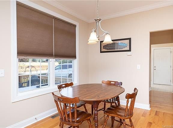 5th image of 1249 Maddy Ln