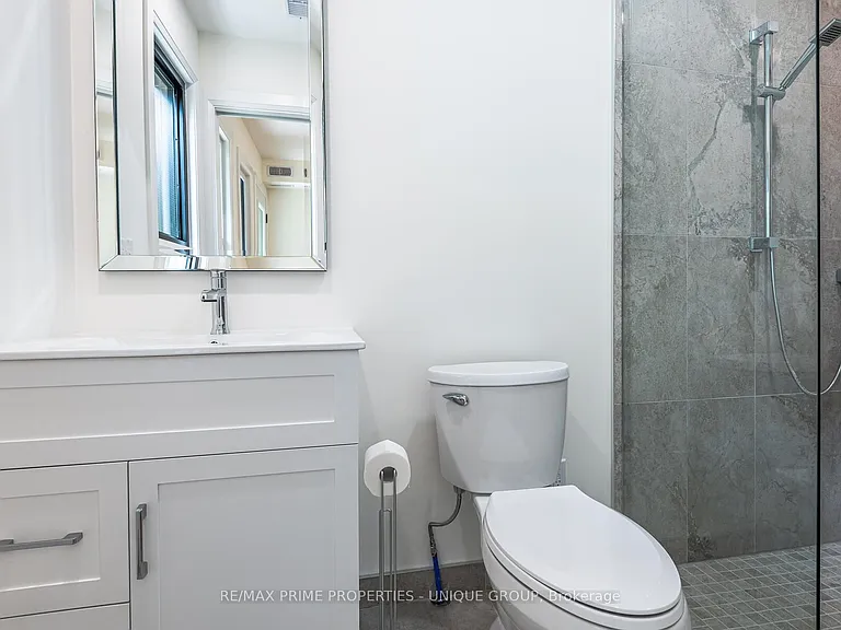 45 Astoria Ave #2 — Photo 16