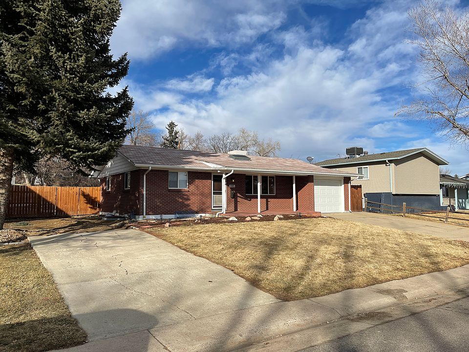 1st image of 945 W 97th Ave