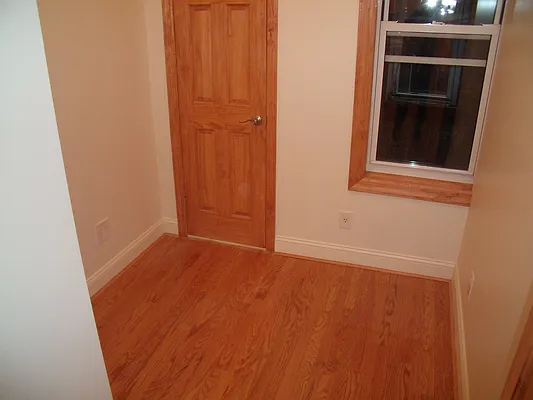 Rented by Kings Court Real Estate | media 11