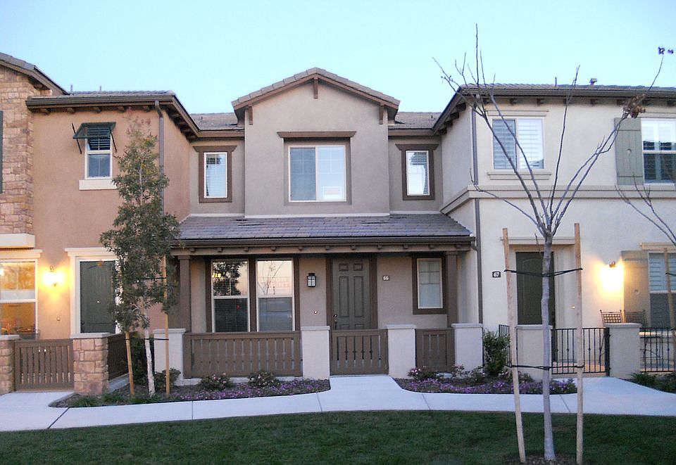 Front Entry Way