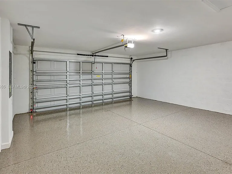 20545 Hazelnut Ct S — Photo 23