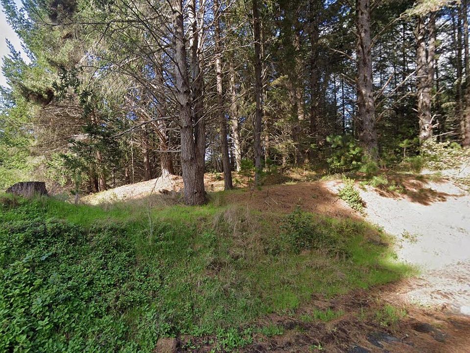 1st image of 24 Cove View Dr