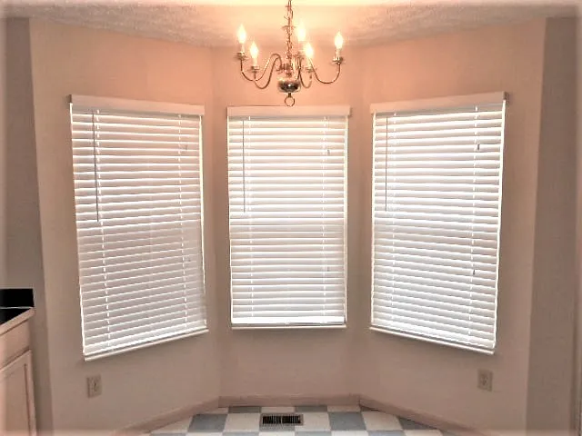 3 bed, 2.5 bath, 1796 sqft, $2,340 — Photo 4