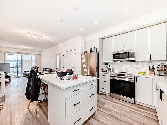 3rd image of 15 Sage Meadows Lndg NW #6405