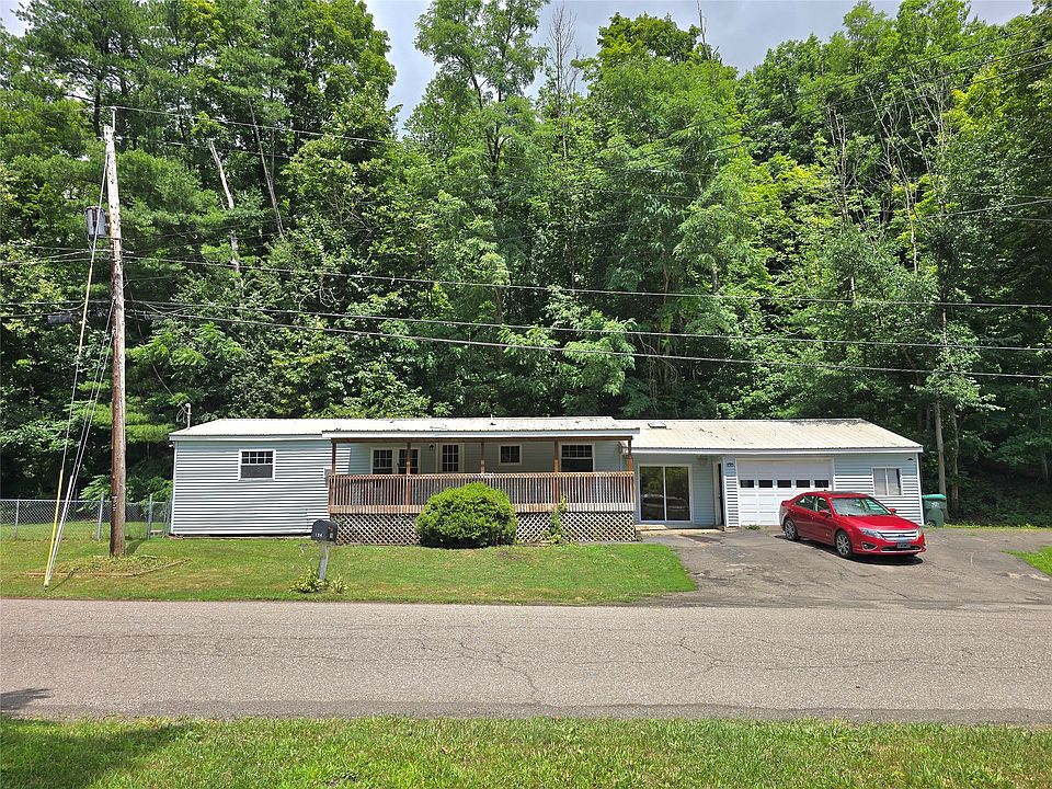 1st image of 134 Grove St