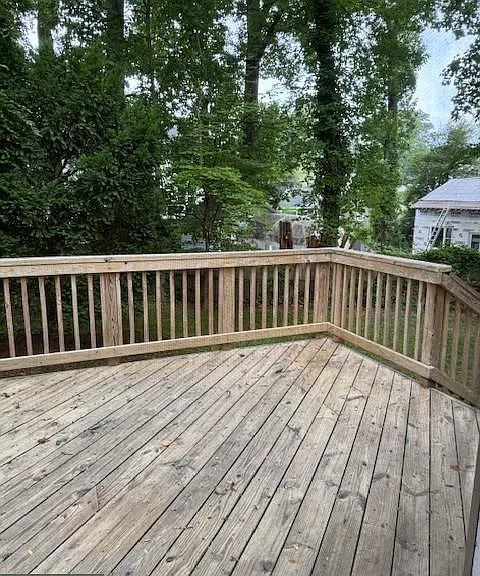1920 Hillside Dr — Photo 11