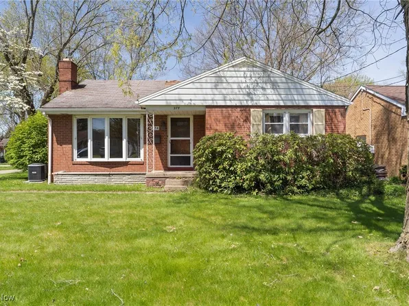 274 W Park Ave, Hubbard, OH 44425