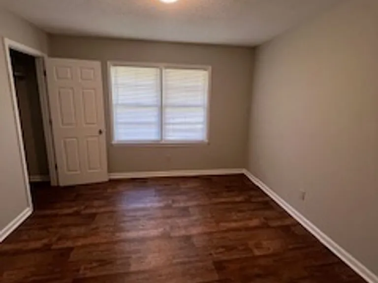 79 Rj Kennedy Rd — Photo 10