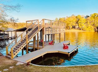 1115 Lakeshore Dr, Jacksons Gap, AL 36861