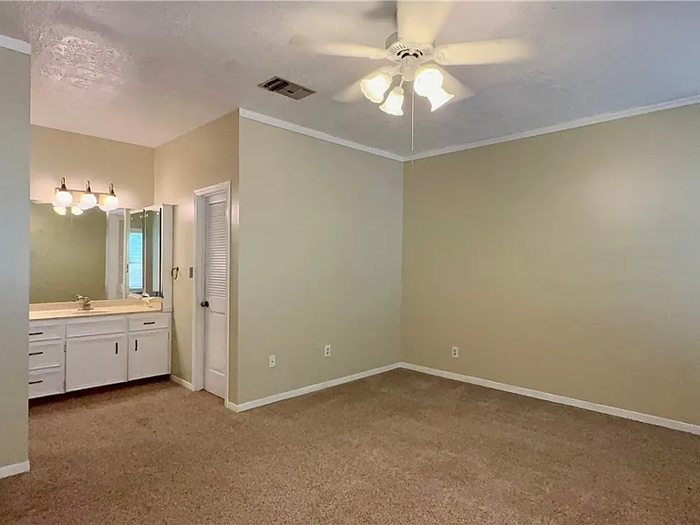 101 Blanco St — Photo 10