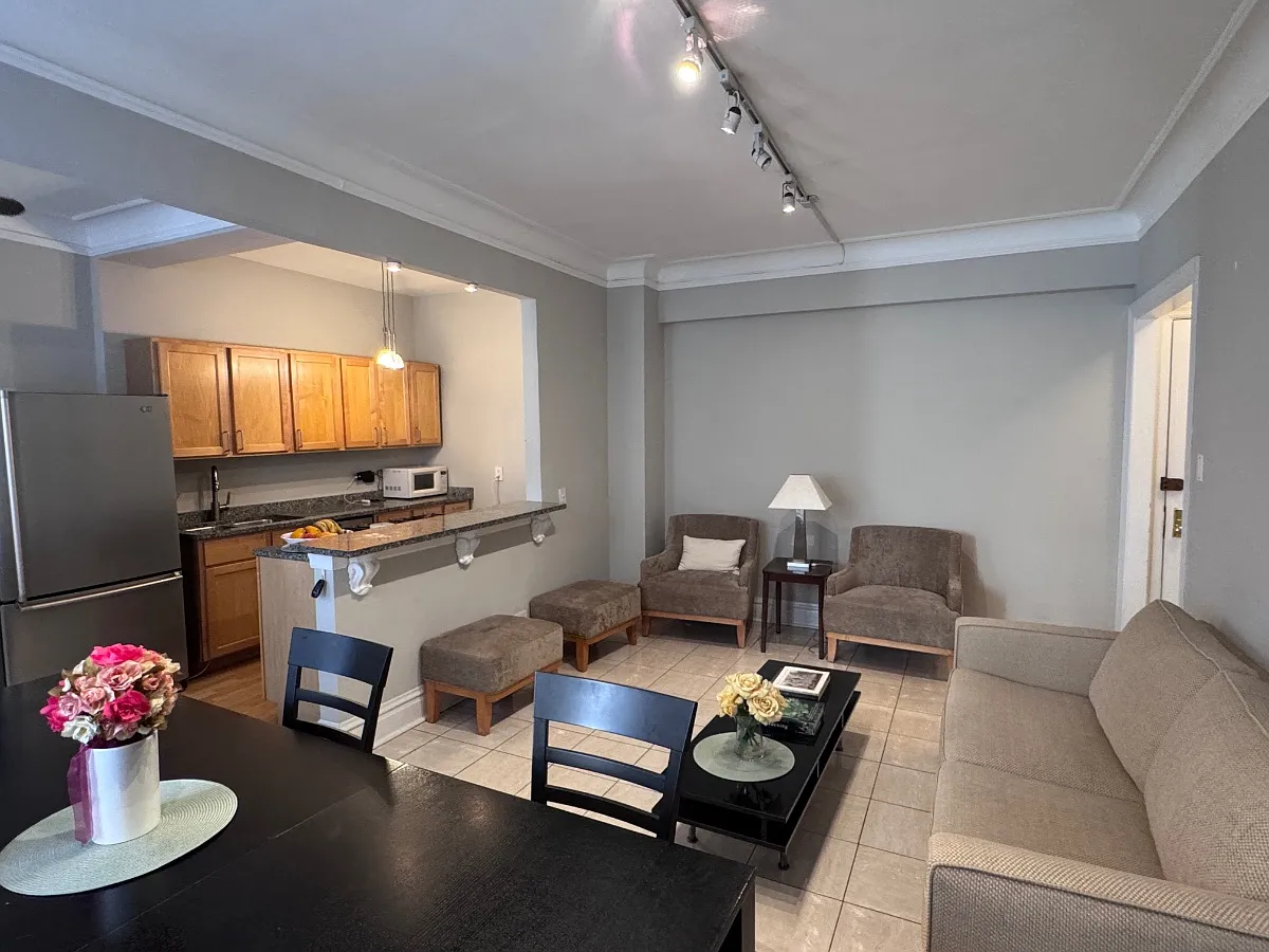 1 bed, 1.0 bath, $1,595 — Photo 4