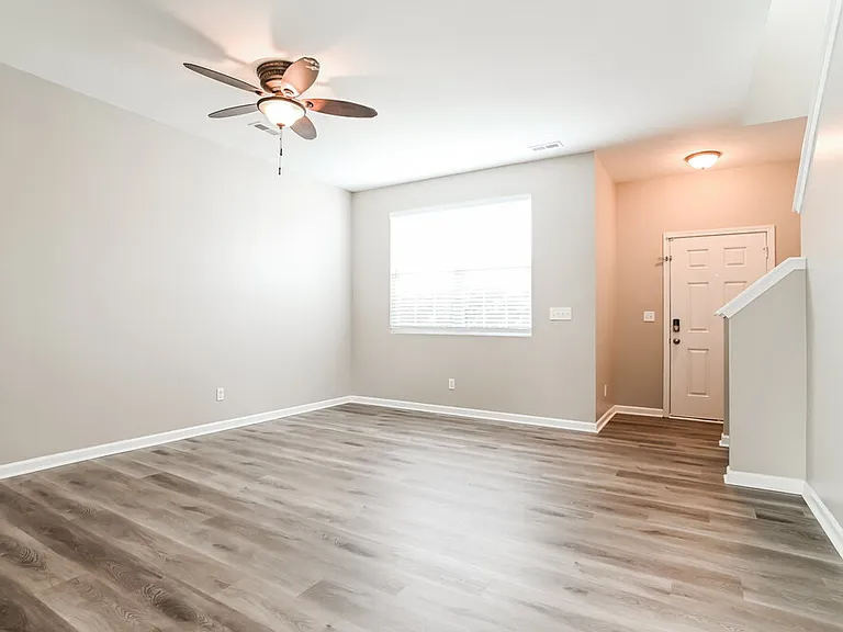 1012 Green Terra Rd — Photo 6