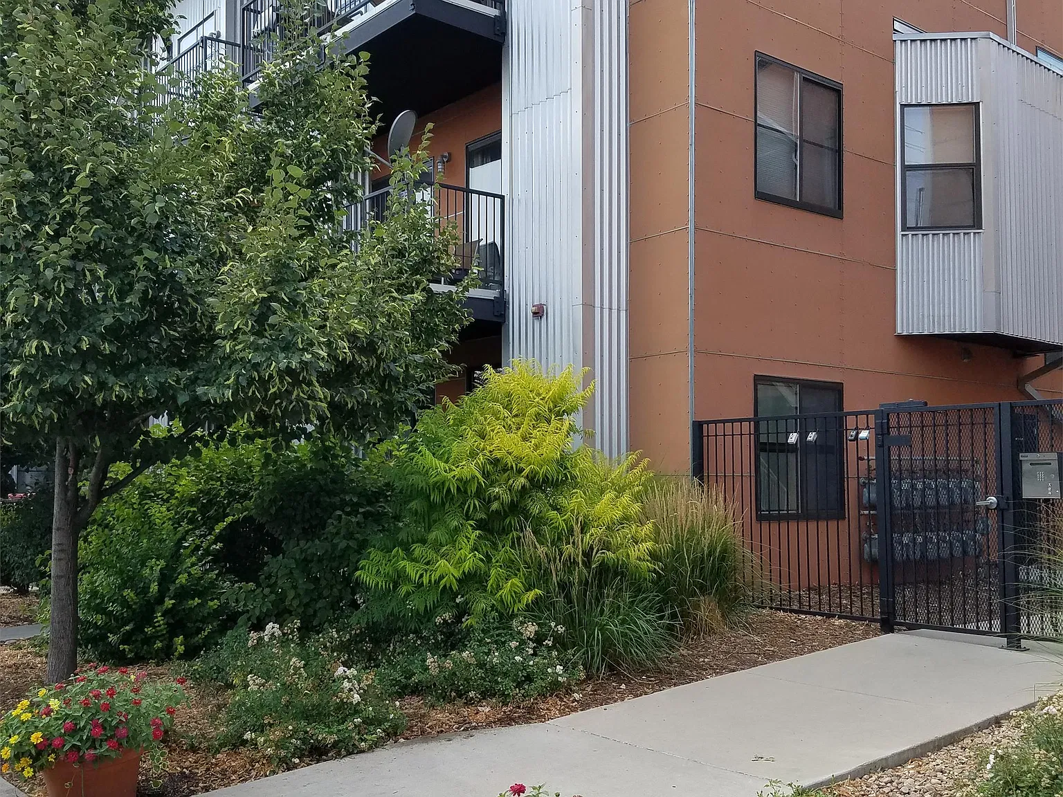 3149 Blake St #306 - 1 — Photo 4