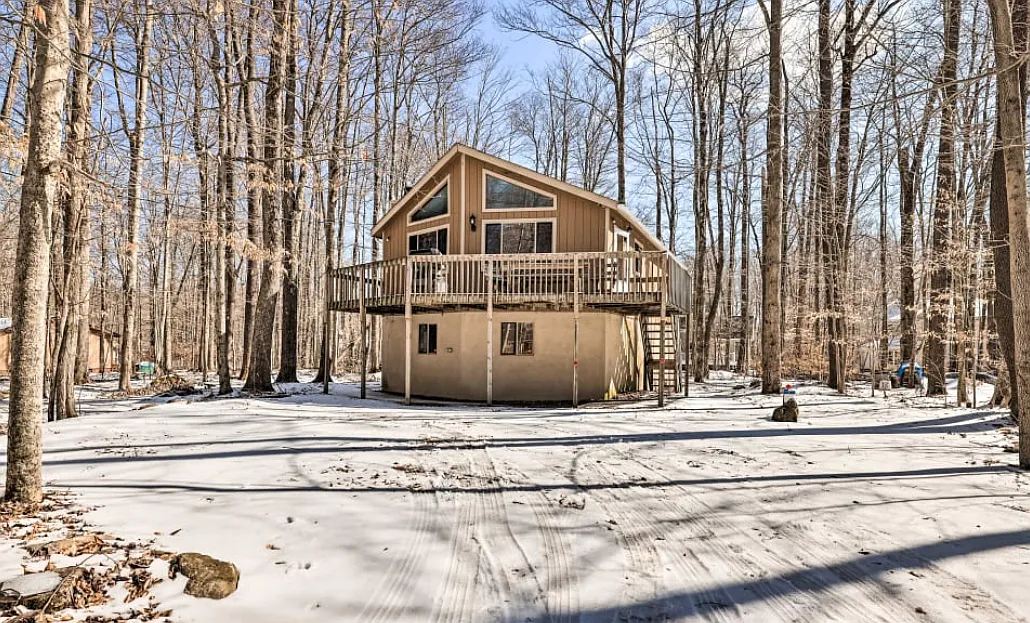 Maxatawny Dr, Pocono Lake — Photo 1