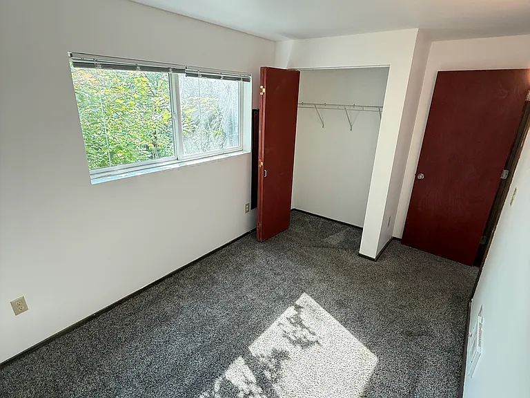 4745 Ravenna Ave NE #4745 — Photo 5