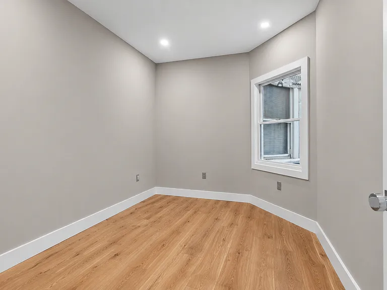 7812 John F Kennedy Blvd #1 — Photo 12