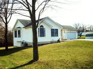 6165 Mayflower Dr, Decatur, IL 62521