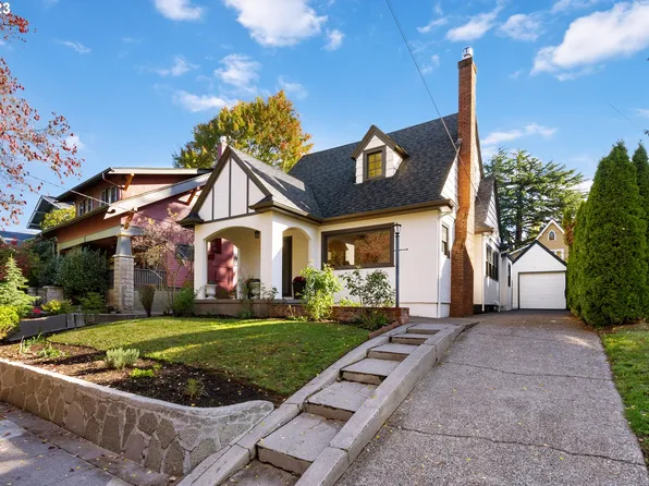 522 NE Royal Ct, Portland, OR 97232