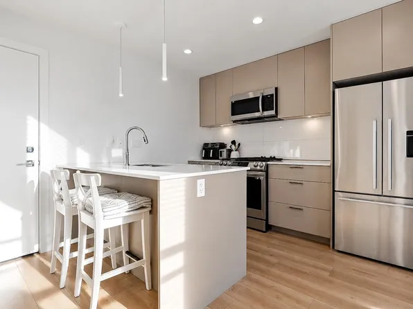 8380 200a St #603, Langley, BC V2Y 3S5