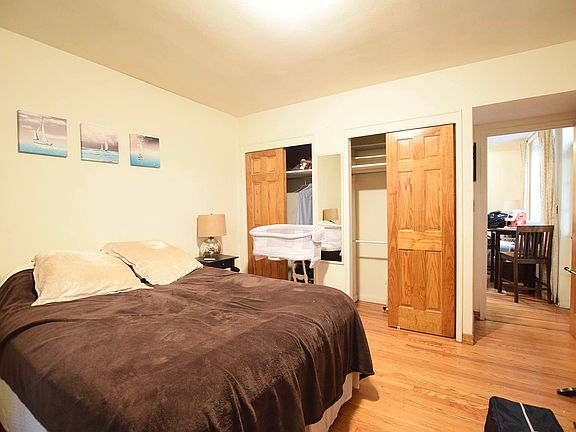 4th image of 53 W 75th St APT C