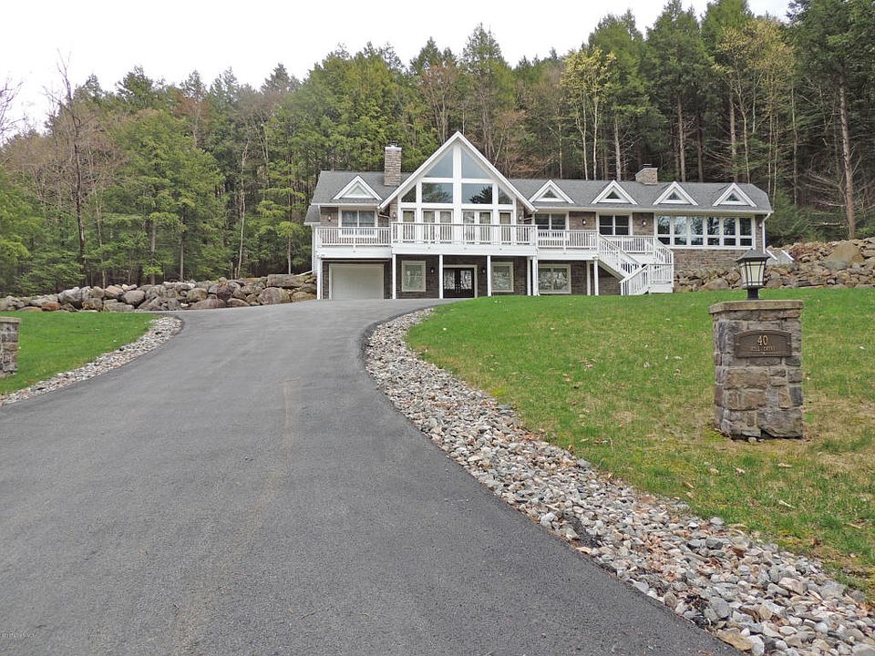 1st image of 40 Hill Dr