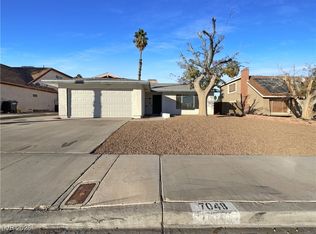 7048 Hillcroft Way, Las Vegas, NV 89147