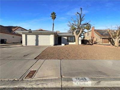 7048 Hillcroft Way, Las Vegas, NV, 89147