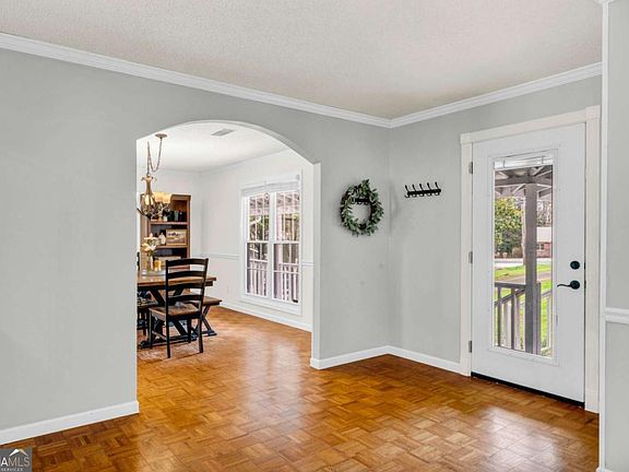 5th image of 1987 Univeter Rd